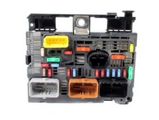 Module BSM Boîte à Fusibles Citroen C4 C8 Berlingo Jumpy Peugeot 307 308 Partner