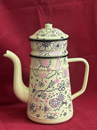 Ancienne cafetière émaillée