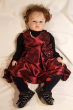 Poupée de collection marquée