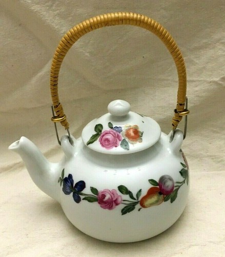 Petite théière porcelaine - ,