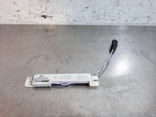 Amplificateur antenne - amplificateur, d'antenne