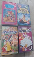 4 cassettes VHS Disney, la petite sirène ,blanche neige et Cendrillon