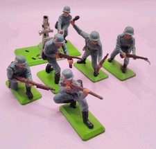 LOT BRITAINS LTD DEETAIL 71:  WW2 Soldats Allemands German Soldier Lot 10