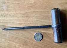 outils anciens, belle vrille