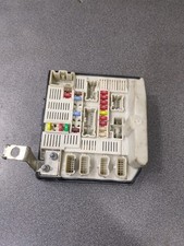 BOITE FUSIBLE BOITE FUSIBLE USM USM Renault Scénic II (JM) 8200481866