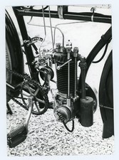 PHOTO, moto ancienne motocyclette motorbike moteur mécanique