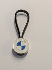 Porte-clés métal BMW rond bleu et blanc N° b29 détails voir photos