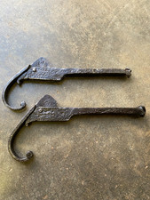 Arrets de volet en fer forgé