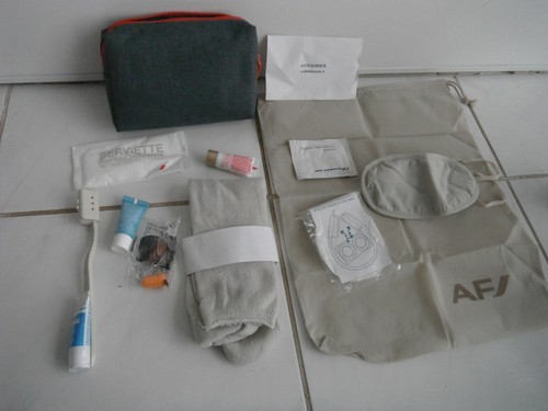 Trousse toilette air - toilette,