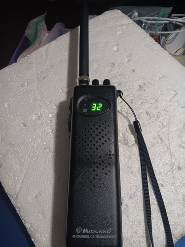 Midland channel handheld - midland, cb