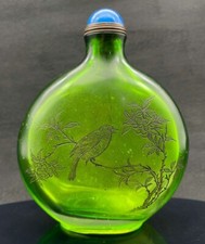 5.1" marqué verre vert sculpture fleur oiseaux mots modèle bouteille de snuff