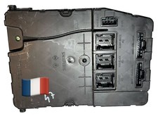 8200351183 Boîtier UCH N3 Siemens S118400260C  MEGANE 2  PH1  Scenic 2