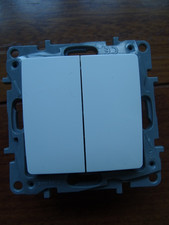 LEGRAND niloé NILOE PUR blanc