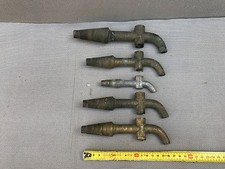 Lot d'anciens robinet laiton