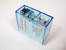 Relais 12V 1xUM 250V 16A Finder 40.61.7.012.0000 #13-1126