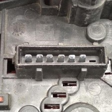 Feu arriere principal gauche