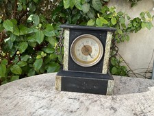 ancienne horloge de cheminée