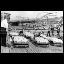 Photo A.031141 BUMPER CAR 1966 FAIRGROUND FÊTE FORAINE AUTO SKOOTER JOHN SURTEES