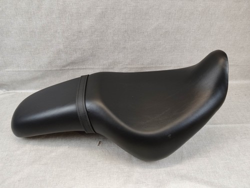 Selle double neuve - , origine