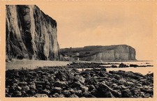 76 GRANDES DALLES ROCHERS ET FALAISES