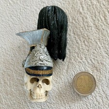 ANCIENNE TÊTE DE MORT EN OS AVEC CASQUE DE UHLAN SCHADEL VANITÉ MEMENTO MORI 19è