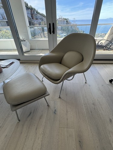 Knoll saarinen leather womb - leather,