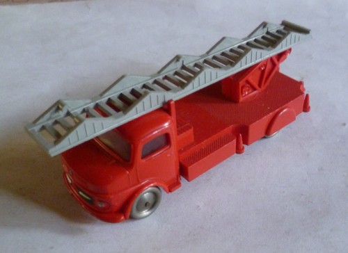 Lego mercedes firetruck 655 - mercedes,