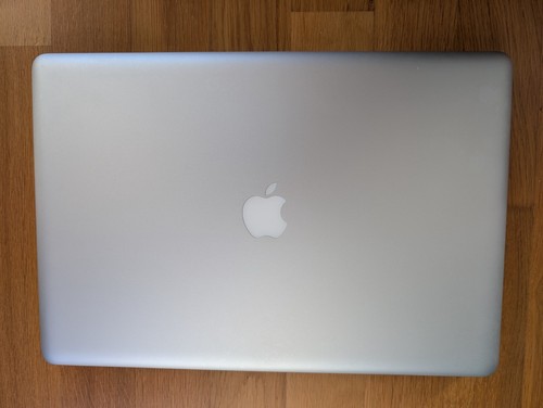 Apple macbook pro core - pro, 17"