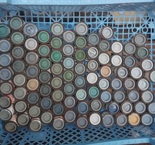 Lot pots de peintures - de,