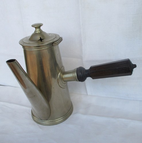 Ancienne chocolatiere métal - -,