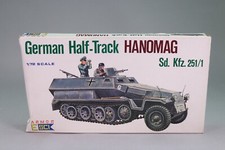 LE2027 ESCI ARMOR 8002 1/72 Maquette German Half track Hanomag Sd Kfz 251/1