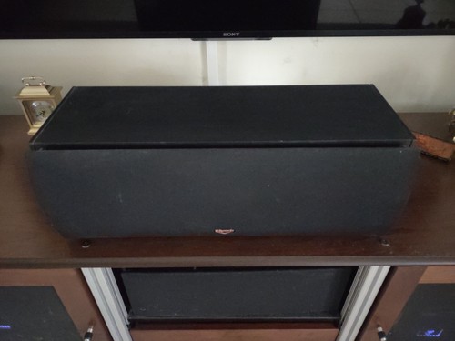 Klipsch center speaker - center,