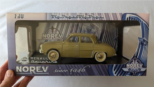 Renault dauphine 1958 - 1/18,