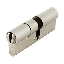 Cylindre à double entrée