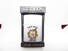 BRIQUET / LIGHTER - ZIPPO