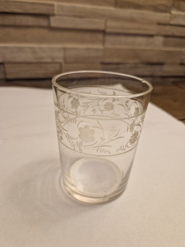 Très joli verre cristal - joli,