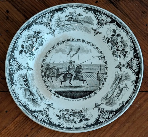Assiette intitulée jeu de - jeu,