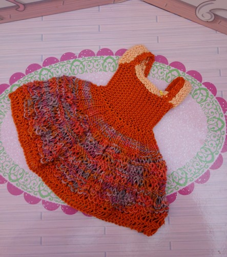 Robe pour poupée - , type