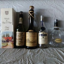 Lot de 4 bouteilles vides