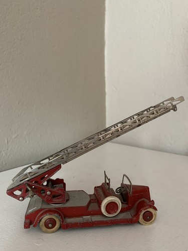Dinky toys camion pompiers - dinky,