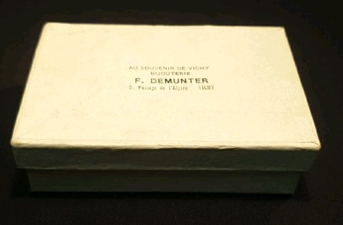 Ancienne boite carton vide