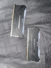 Corsair Vengeance RGB Pro 16 Go x2 DDR4 DRAM Mémoire (CMW16GX4M2C3600C18)