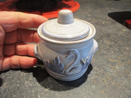 Jolie petit pot cygne à - jolie,
