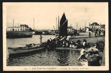 CPA Les Sables-d´Olonne, Arrivée des bateaux sardiniers 