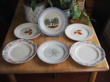 6 anciennes assiettes creuses, plates dépareillées décor fleurs & Feuilles.