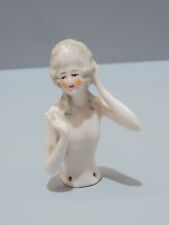 - BELLE ANCIENNE DEMI FIGURINE MARQUISE PORCELAINE DEUTSCHLAND VITRINE   D