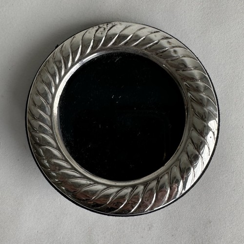 Ancien cadre miniature rond