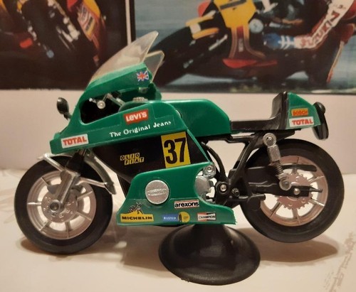 Modele reduit moto honda 900 - modele,