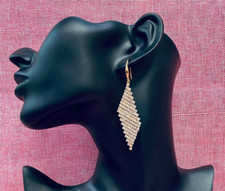 Boucles D'Oreilles Seulement