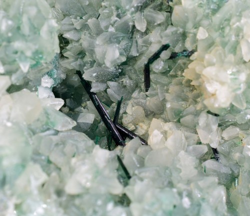 3cms atacamite calcite - atacamite,